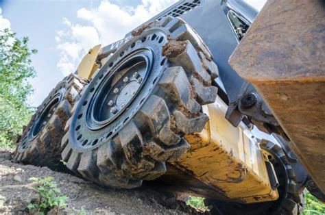 duratire skid steer tires|Talkin’ Tires: Sorting Through Different Tire Options to Best Match .